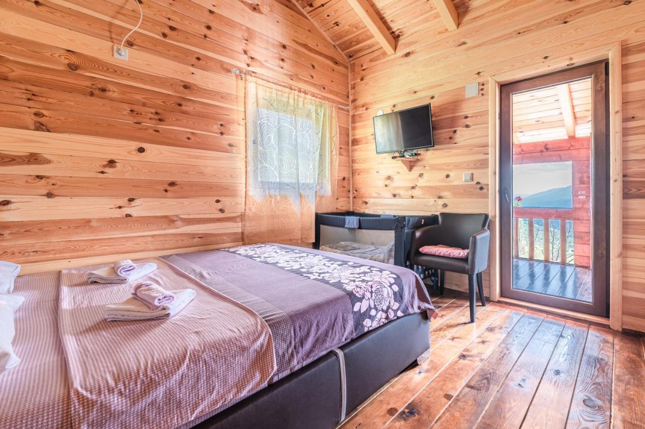 Nikšić Holiday Village Ostrog מראה חיצוני תמונה