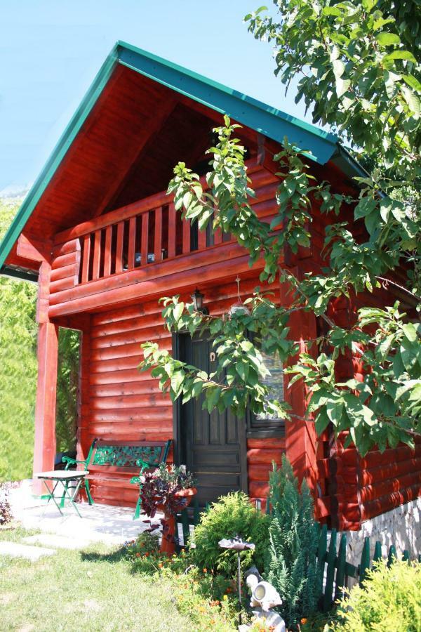 Nikšić Holiday Village Ostrog מראה חיצוני תמונה